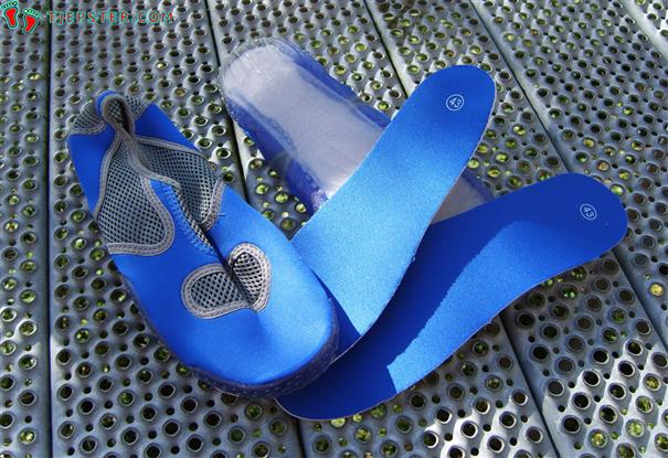 Removable insoles in aqua shoes